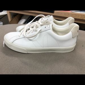 Veja Esplar low sneakers